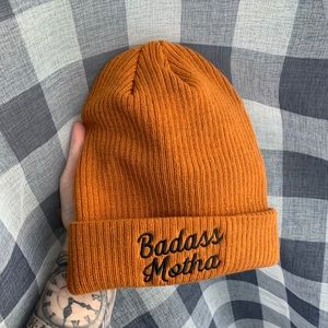 Her little wolves Autumn beanie NWOT